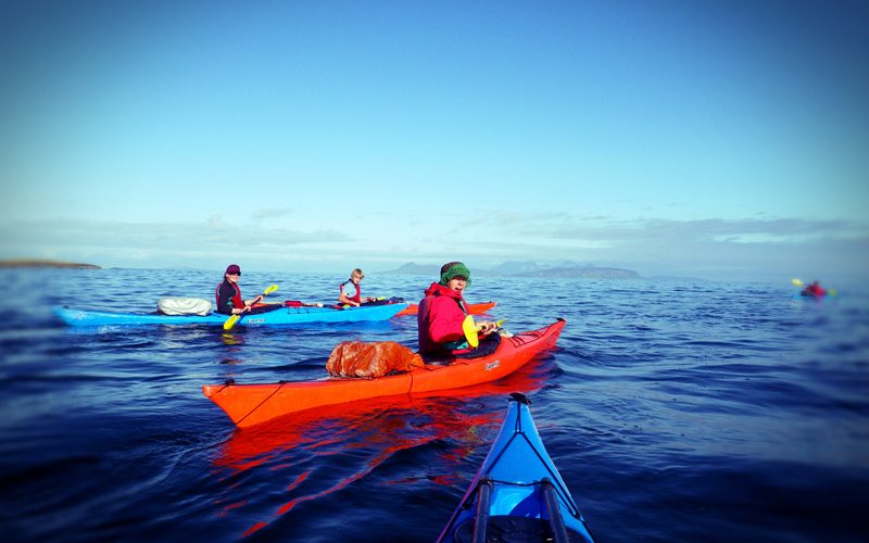 Kayaking-blue-sky-loch-eil-large-800x500